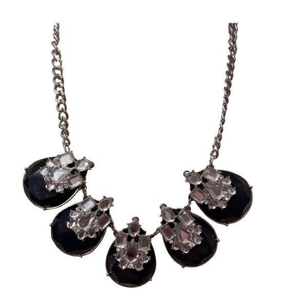Laura Ashley black gem and rhinestone necklace NWT - Picture 3 of 4